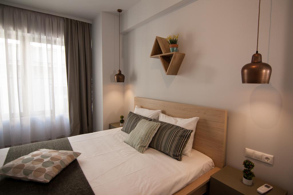 Dynasta Central Suites Atenas Exterior foto